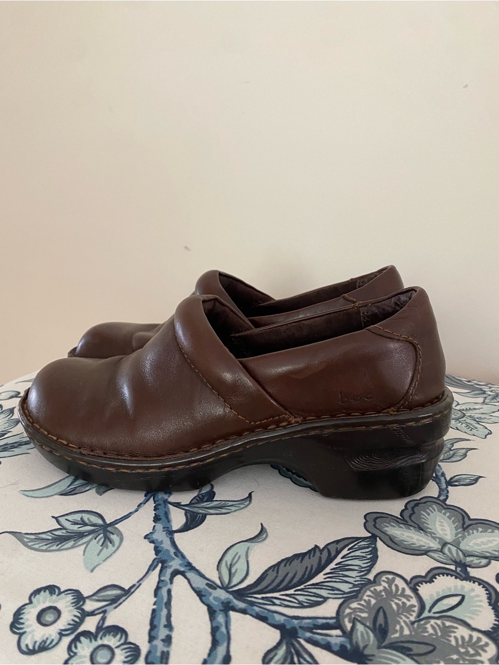 boc Brown Leather Slip-On Clogs